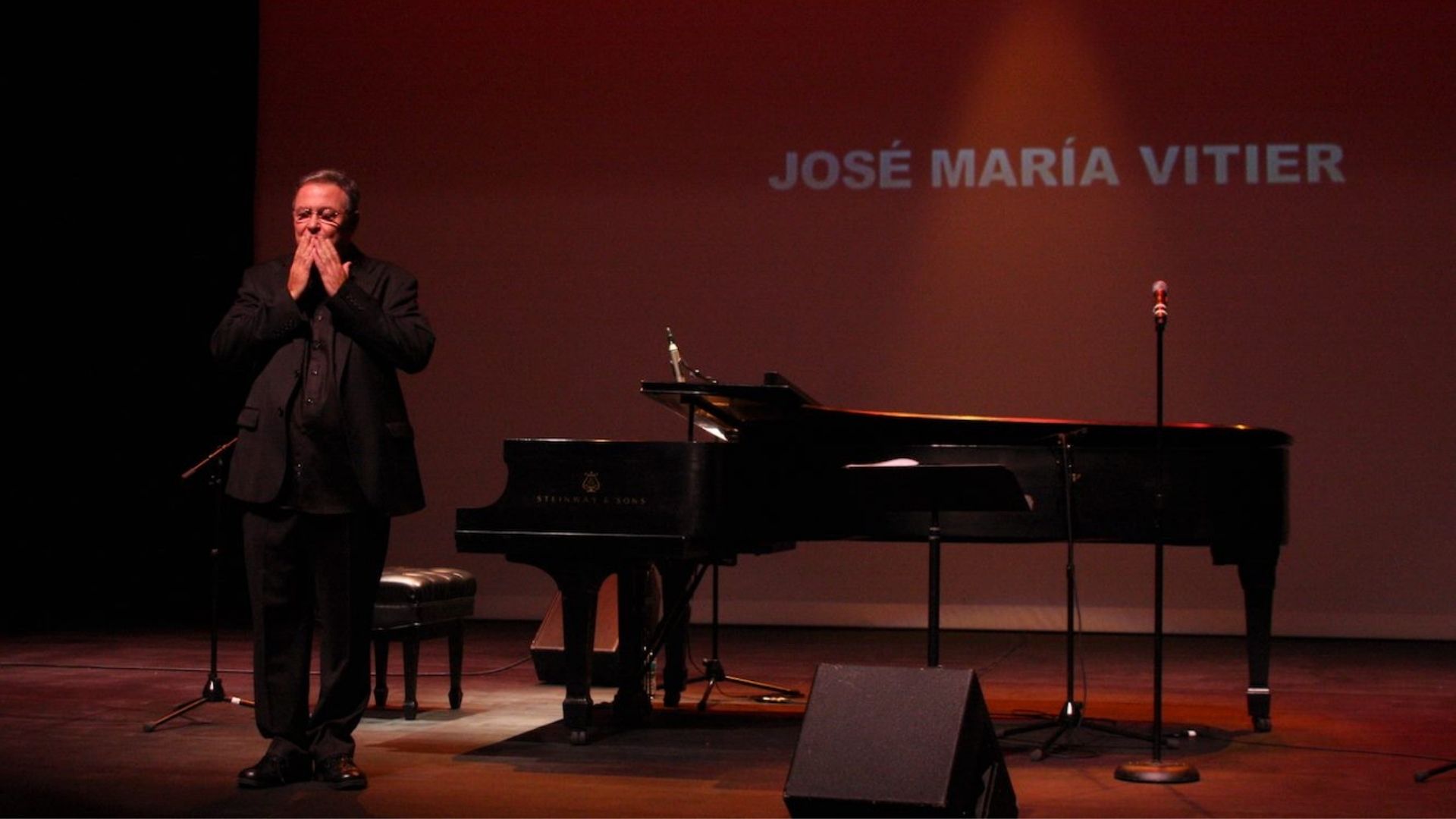 José María Vitier. Foto tomada de su página de Facebook
