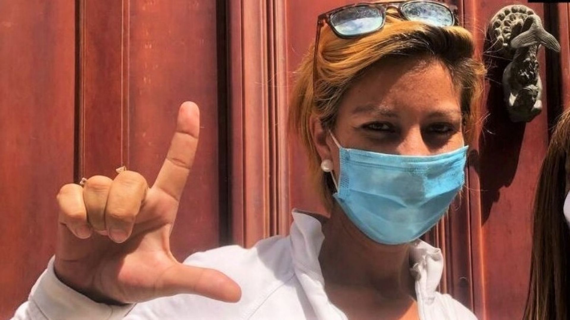 "Vengo a presentarme pero no tengo ese dinero para pagar la multa", agregó