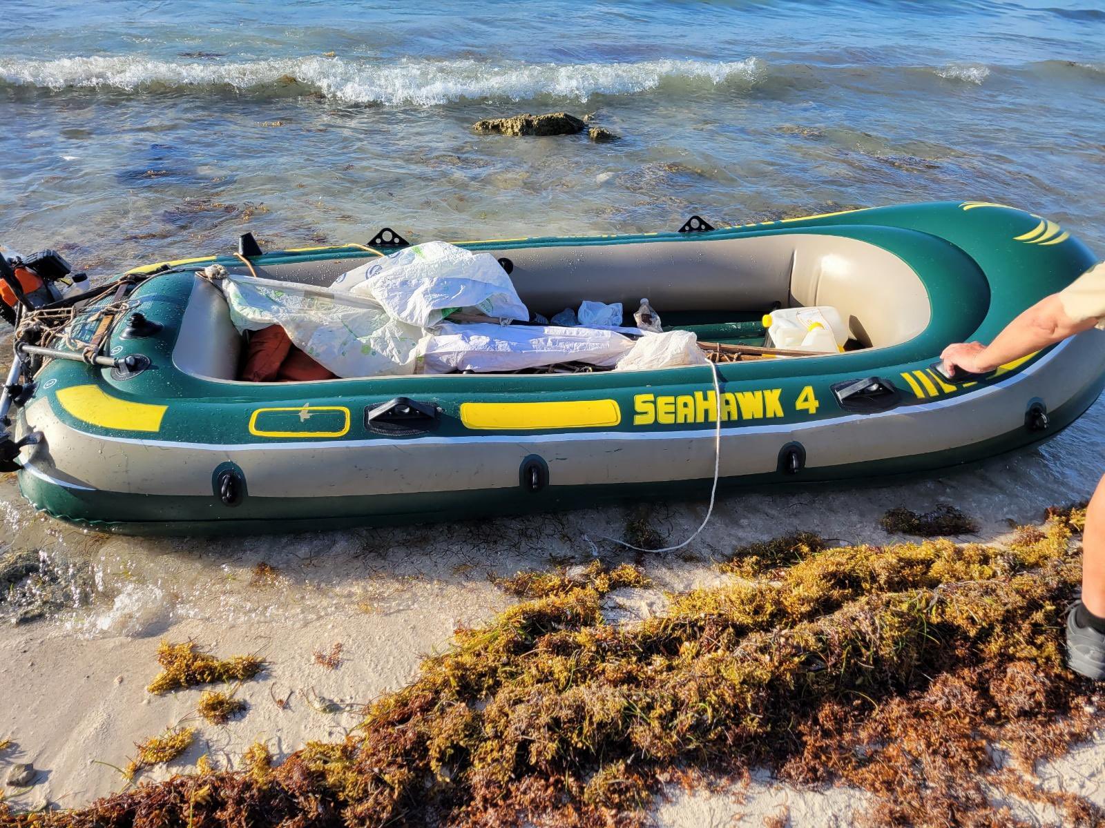 Detienen a 22 migrantes cubanos después de tocar tierra en Cayos de la Florida