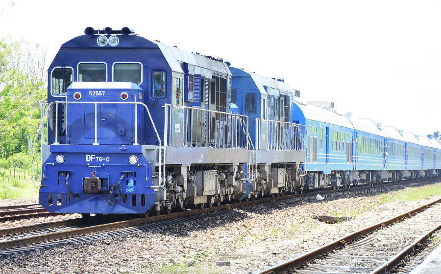 Nuevo Tren para el transporte público en Cuba